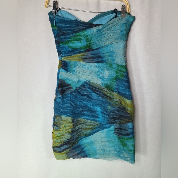 BCBG Winnie aquamarine watercolor Printed Shirred Bodycon Dress Size 4 - Picture 3 of 6